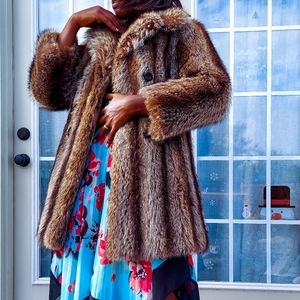 Authentic Vintage Fur Coat. Vintage Victor Sacks Fur Coat